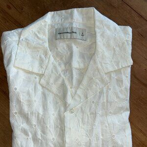 Abercrombie & Fitch, White Eyelet Lace Button Front Top, Sz Small, NWT
